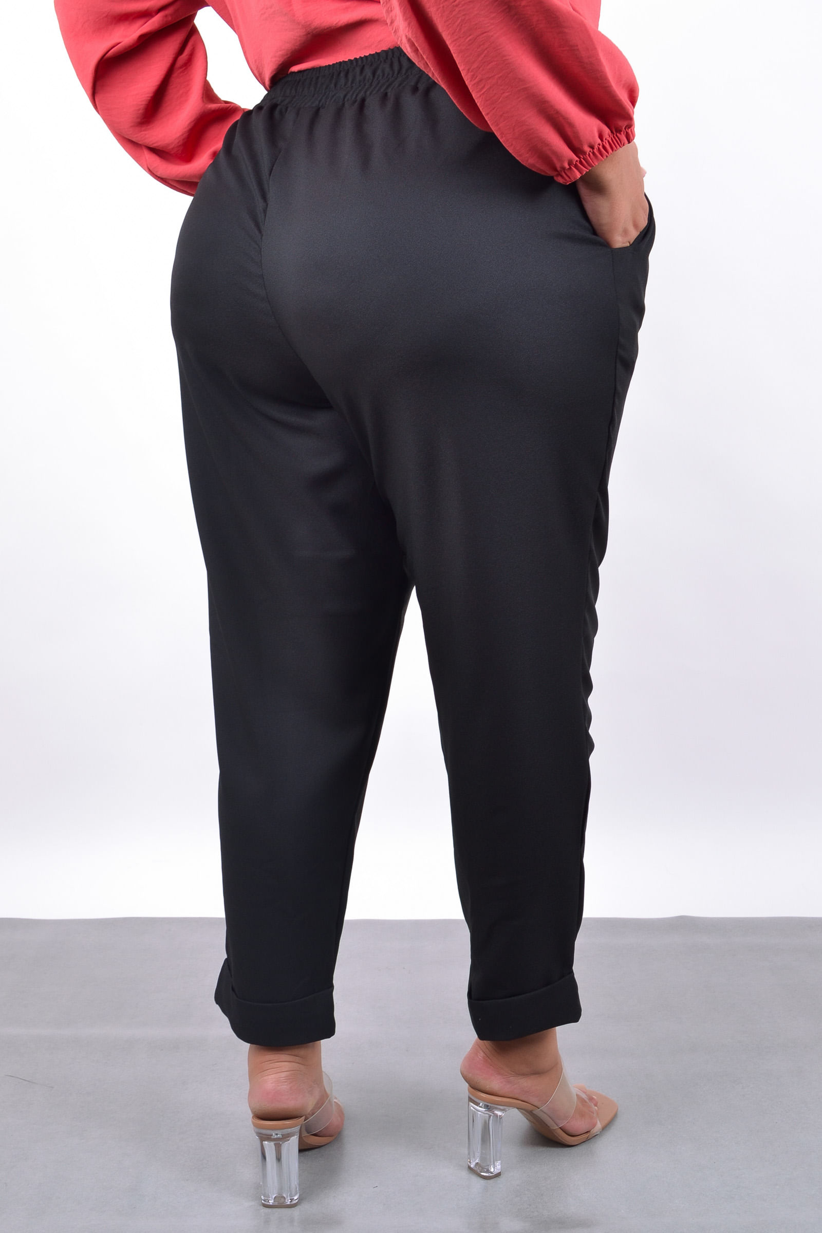 Calca tecido plano com elastano plus size_0026_4.jpg
